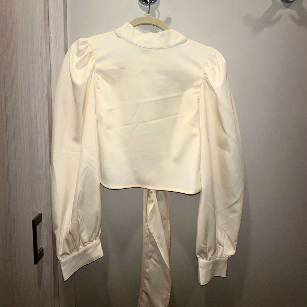 Nasty Gal Ballon Sleeve cream top